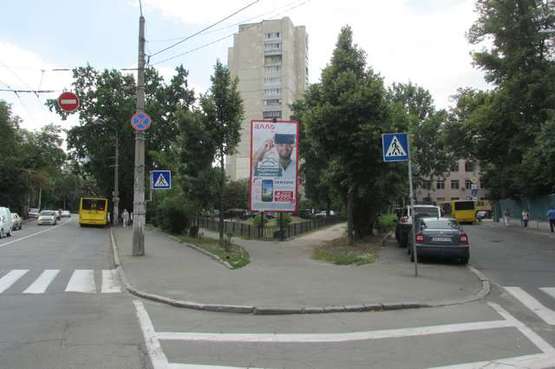 Фото рекламной плоскости по адресу Герцена вул. - Деревлянська вул. (Якіра вул.) (в напр. Мельникова вул.) Фото рекламной плоскости по адресу Герцена вул. - Деревлянська вул. (Якіра вул.) (в напр. Мельникова вул.)