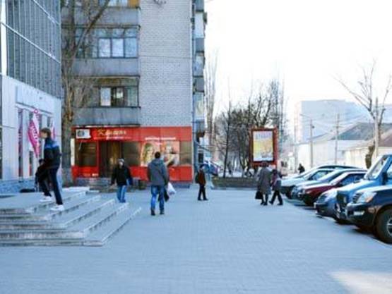 Фото рекламной плоскости по адресу ул. Шевченко (ТЦ Гулливер блок А,ЦЕНТР)