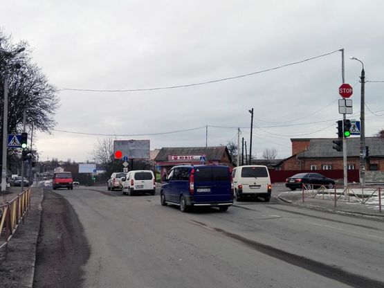 Фото рекламної площини за адресою вул.Толстого - вул.І.Франка (магазин). неподалік:зупинка, центр міста (від центру) Фото рекламної площини за адресою вул.Толстого - вул.І.Франка (магазин). неподалік:зупинка, центр міста (від центру)