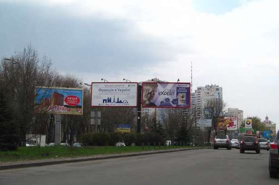 Фото рекламної площини за адресою Дегтярівська вул., 55 (в напр. Теліги Олени вул.: площина справа) Фото рекламної площини за адресою Дегтярівська вул., 55 (в напр. Теліги Олени вул.: площина справа)