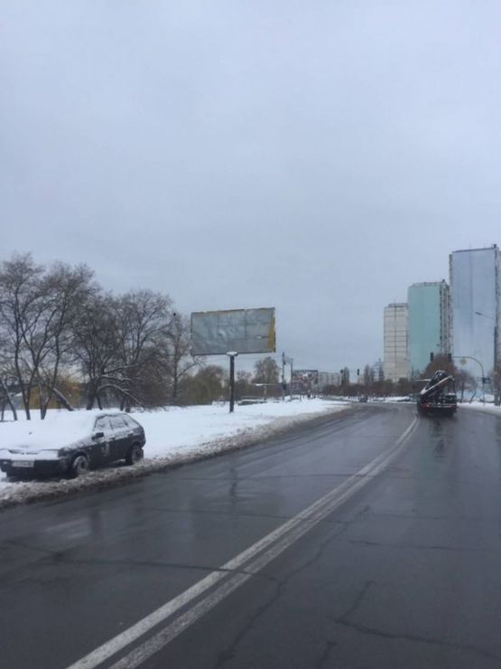 Фото рекламной плоскости по адресу вул.Радужна, 53 напроти в напрямку ЖМ "Троєщина" Фото рекламной плоскости по адресу вул.Радужна, 53 напроти в напрямку ЖМ "Троєщина"