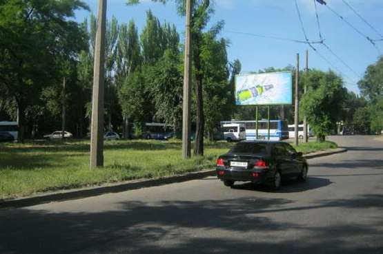 Фото рекламної площини за адресою Металургів просп., 2б (от пр. Ленина) Фото рекламної площини за адресою Металургів просп., 2б (от пр. Ленина)