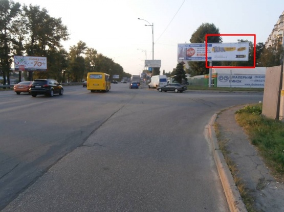 Фото рекламної площини за адресою Окружная дорога / Жмеринская ул. (перед "Обойным" рынком)