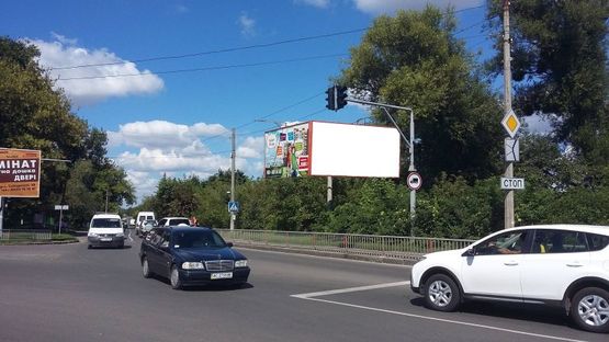 Фото рекламной плоскости по адресу вул. Шевченка,26, навпроти супермаркету "Наш Край" Фото рекламной плоскости по адресу вул. Шевченка,26, навпроти супермаркету "Наш Край"