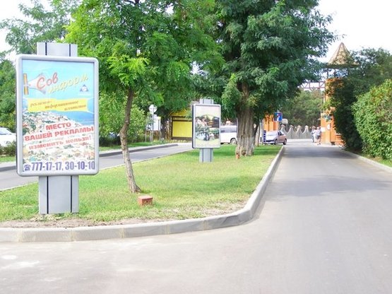 Фото рекламної площини за адресою 3Б. Одесский бульвар Фото рекламної площини за адресою 3Б. Одесский бульвар