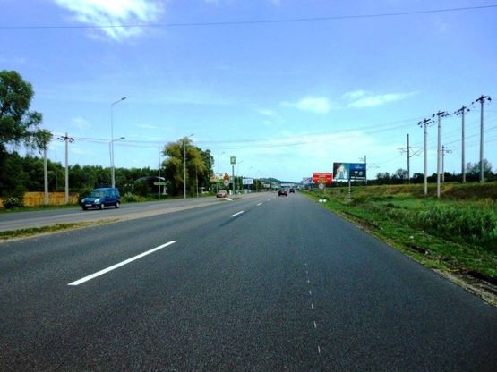 Фото рекламної площини за адресою Дніпровське шосе, траса Н-01 "Київ-Знам'янка", км 22+700 ліво