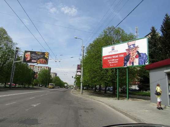 Фото рекламной плоскости по адресу Володимира Великого вул., 52 - Василия Симоненко вул. Фото рекламной плоскости по адресу Володимира Великого вул., 52 - Василия Симоненко вул.