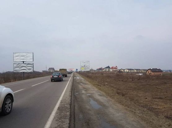 Фото рекламної площини за адресою Об'їзна М-10, З.О. м. Львова, Панська Гора в сторону Сокільник (нижній)2