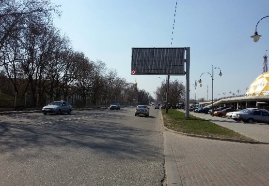 Фото рекламной плоскости по адресу Салтовское шоссе - Академика Павлова ул., к центру Фото рекламной плоскости по адресу Салтовское шоссе - Академика Павлова ул., к центру