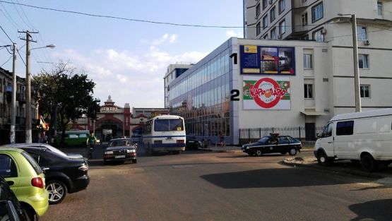 Фото рекламной плоскости по адресу ТЦ Александровский, пер Куйбышева № 1,2