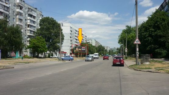 Фото рекламної площини за адресою Заднепровская,13 - Новгородская Фото рекламної площини за адресою Заднепровская,13 - Новгородская