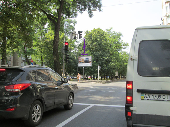Фото рекламної площини за адресою ул. Нижний Вал,/ул. Волошская Фото рекламної площини за адресою ул. Нижний Вал,/ул. Волошская