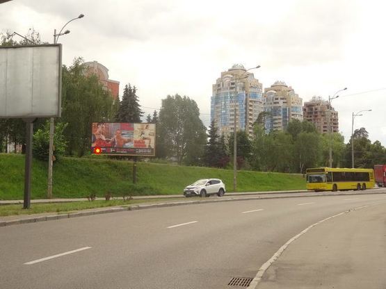 Фото рекламной плоскости по адресу Победы пр. - съезд с пр. Палладина на пр. Победы Фото рекламной плоскости по адресу Победы пр. - съезд с пр. Палладина на пр. Победы