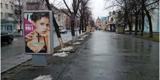 Фото рекламної площини за адресою ул. Соборная (Ленина) 12/16 (Б) (к Дому Торговли) Фото рекламної площини за адресою ул. Соборная (Ленина) 12/16 (Б) (к Дому Торговли)