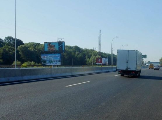 Фото рекламной плоскости по адресу Дніпровське шосе, поворот на с. Лісники, траса Н-01 "Київ-Знам'янка", км 20+650 ліво Фото рекламной плоскости по адресу Дніпровське шосе, поворот на с. Лісники, траса Н-01 "Київ-Знам'янка", км 20+650 ліво