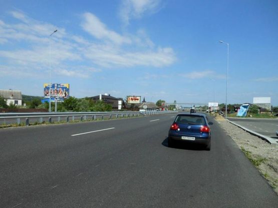 Фото рекламної площини за адресою Новообухівська траса, за поворотом на с.Підгірці, км 26 +320 право