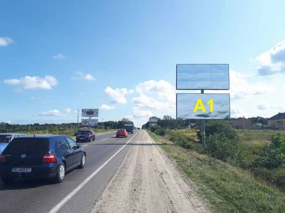 Фото рекламной плоскости по адресу Об'їзна М-10, З.О. м. Львова, Рудно 3 км, в сторону Епіцентра (нижній)