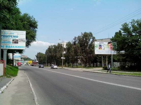 Фото рекламної площини за адресою Космічна вул., 9 Фото рекламної площини за адресою Космічна вул., 9