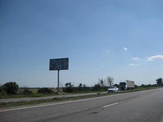 Фото рекламної площини за адресою трасса Киев-Чернигов_км. 39+450_правый // в Киев