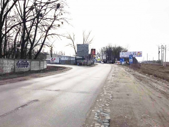 Фото рекламної площини за адресою Вишневое, ул.В.Черновола, перед развязкой на Жулянский мост