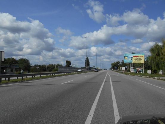 Фото рекламной плоскости по адресу с. Мила, траса М-06 Київ-Чоп (Житомир), км 25+700 право