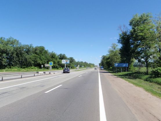 Фото рекламной плоскости по адресу траса М-05 Київ-Одеса, км 78+050 право
