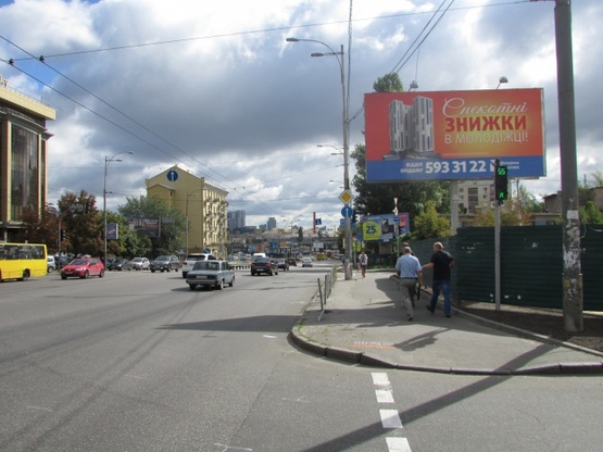Фото рекламної площини за адресою Валерия Лобановского (Краснозвездный) проспект / Демеевская ул.