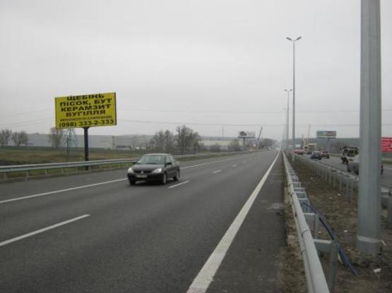 Фото рекламної площини за адресою Киев-Житомир 20+200 из Киева