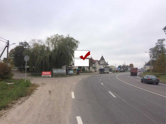 Фото рекламной плоскости по адресу Львів-Малехів, ресторан Малехів, в центр (нижній)