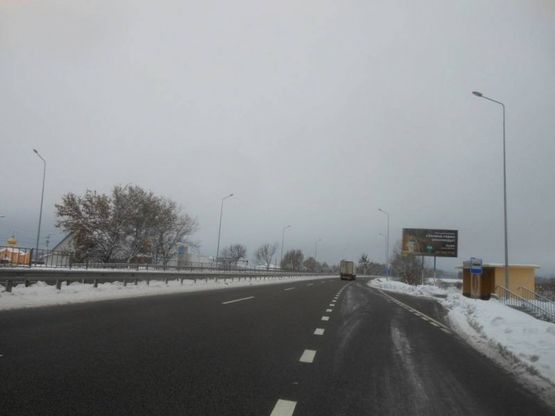 Фото рекламної площини за адресою с. Таценки, міст через р. Стугна, в'їзд в Обухів Фото рекламної площини за адресою с. Таценки, міст через р. Стугна, в'їзд в Обухів