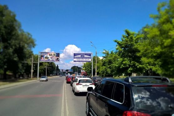 Фото рекламной плоскости по адресу Люстдорфская дорога / Артиллерийский парк / Мемориал Фото рекламной плоскости по адресу Люстдорфская дорога / Артиллерийский парк / Мемориал