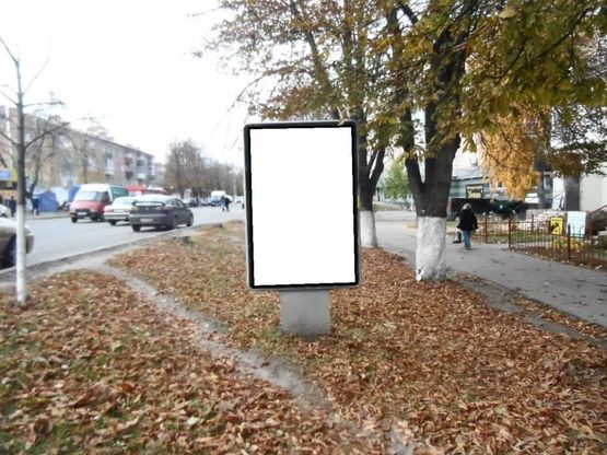 Фото рекламной плоскости по адресу г.Фастов, ул.Соборная, 34, Вечерний рынок Фото рекламной плоскости по адресу г.Фастов, ул.Соборная, 34, Вечерний рынок