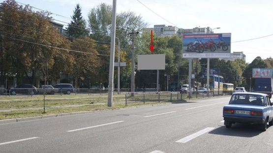 Фото рекламної площини за адресою s066Б,вул. Робоча - вул. Уральська, біля світлофора