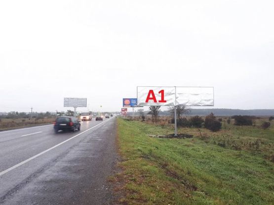 Фото рекламної площини за адресою Об'їзна М-06, Київ-Чоп, на виїзді з с.Малі Підліски  в сторону Львова (лівий) 2