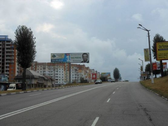 Фото рекламной плоскости по адресу м. Обухів, вул. Київська,168, біля ринку "Піщаний" та житлового комплексу "Нектарний" Фото рекламной плоскости по адресу м. Обухів, вул. Київська,168, біля ринку "Піщаний" та житлового комплексу "Нектарний"