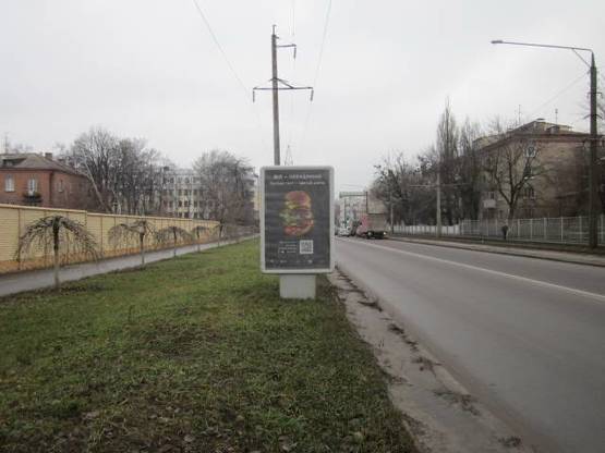 Фото рекламной плоскости по адресу Веснина ул., 2 Фото рекламной плоскости по адресу Веснина ул., 2