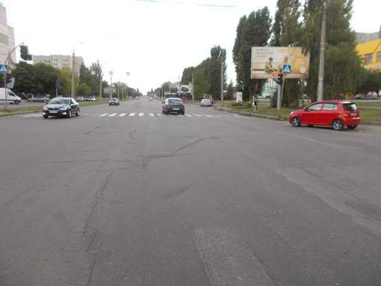 Фото рекламной плоскости по адресу Сумгаїтська вул., 10 Фото рекламной плоскости по адресу Сумгаїтська вул., 10