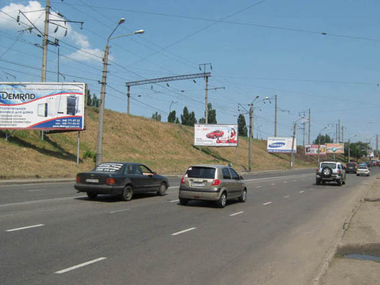Фото рекламной плоскости по адресу Пер мост -Балковская