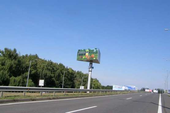 Фото рекламної площини за адресою Київ - Бориспіль, поворот до аеропорту "Бориспіль"  (поворот в на аеропорт "Бориспіль")