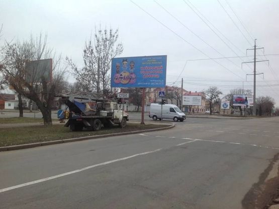 Фото рекламной плоскости по адресу Ул.Пограничная-6 Слободская (Комсомольская) Фото рекламной плоскости по адресу Ул.Пограничная-6 Слободская (Комсомольская)