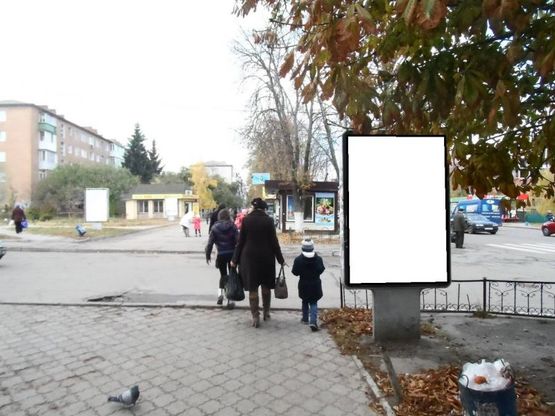 Фото рекламной плоскости по адресу г.Фастов, ул.Соборная, 51 Еко Маркет Фото рекламной плоскости по адресу г.Фастов, ул.Соборная, 51 Еко Маркет