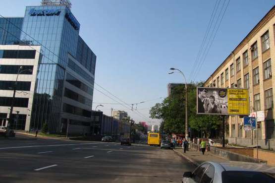 Фото рекламной плоскости по адресу Гетьмана Вадима вул., : біля прохідної заводу "Більшовик" (от Перемоги просп.) Фото рекламной плоскости по адресу Гетьмана Вадима вул., : біля прохідної заводу "Більшовик" (от Перемоги просп.)