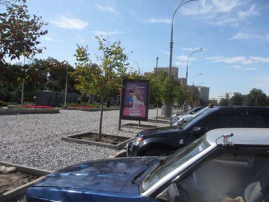 Фото рекламної площини за адресою Свободи пл., №3