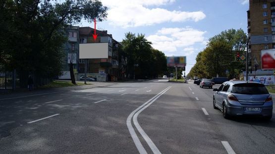 Фото рекламной плоскости по адресу 002Б,просп. І. Мазепи (Петровського) - вул. Алтайська (поряд з АТБ) у бік ви'їзду в місто, біля світлофору Фото рекламной плоскости по адресу 002Б,просп. І. Мазепи (Петровського) - вул. Алтайська (поряд з АТБ) у бік ви'їзду в місто, біля світлофору