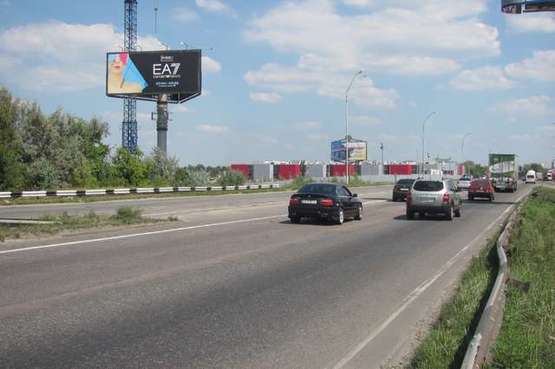 Фото рекламної площини за адресою Столичне шосе - Дніпропетровське шосе, - Заболотного Академіка вул. (в напр. з'їзда на Столичное шосе) Фото рекламної площини за адресою Столичне шосе - Дніпропетровське шосе, - Заболотного Академіка вул. (в напр. з'їзда на Столичное шосе)