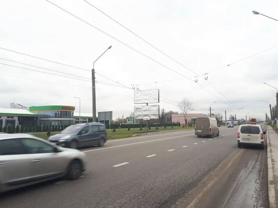 Фото рекламної площини за адресою Еліт Фрут Н-09 Мукачеве – І.Франківськ – Рогатин - Львів км. 437, в сторону вул.Зелена (верхній) 2