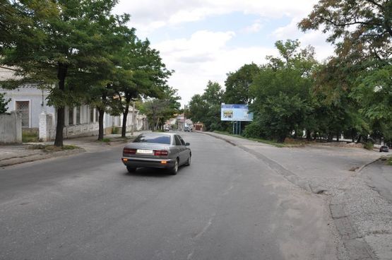 Фото рекламной плоскости по адресу ул. Героев Украины (Кирова)- ул.Костенко, 35 (Инструмент) Фото рекламной плоскости по адресу ул. Героев Украины (Кирова)- ул.Костенко, 35 (Инструмент)