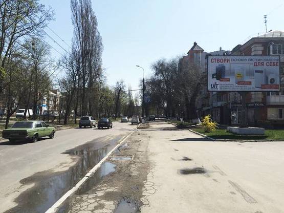 Фото рекламной плоскости по адресу Б-р 50-ти років Перемоги,буд 107 (напрямок в центр)
