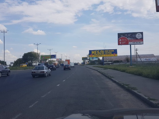 Фото рекламної площини за адресою Окружная дорога, 900 м до Жилянского моста Фото рекламної площини за адресою Окружная дорога, 900 м до Жилянского моста