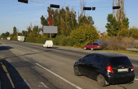 Фото рекламной плоскости по адресу s304А,просп. Слобожанський (Газ. Правда), поворот на Метро, виїзд з міста, 5-ти метровий, біля світлофора